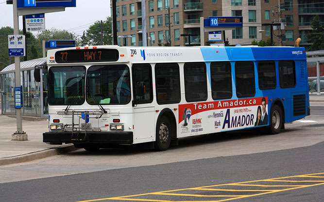 اتوبوس در کانادا